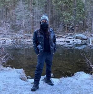 Meet your Posher, Andres